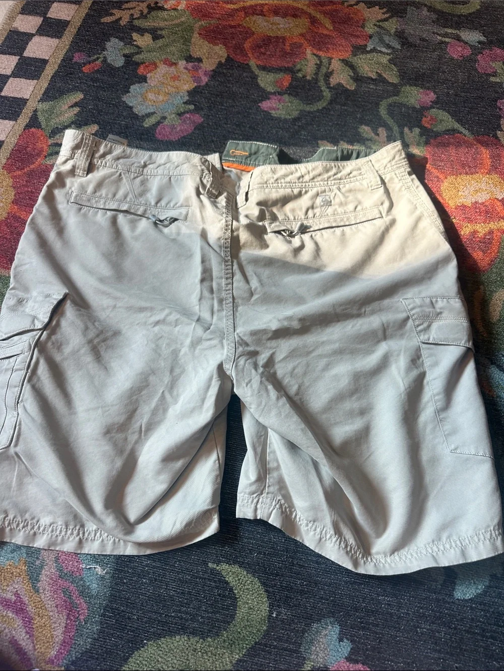 Quiksilver Men's Cargo Shorts in Light Beige